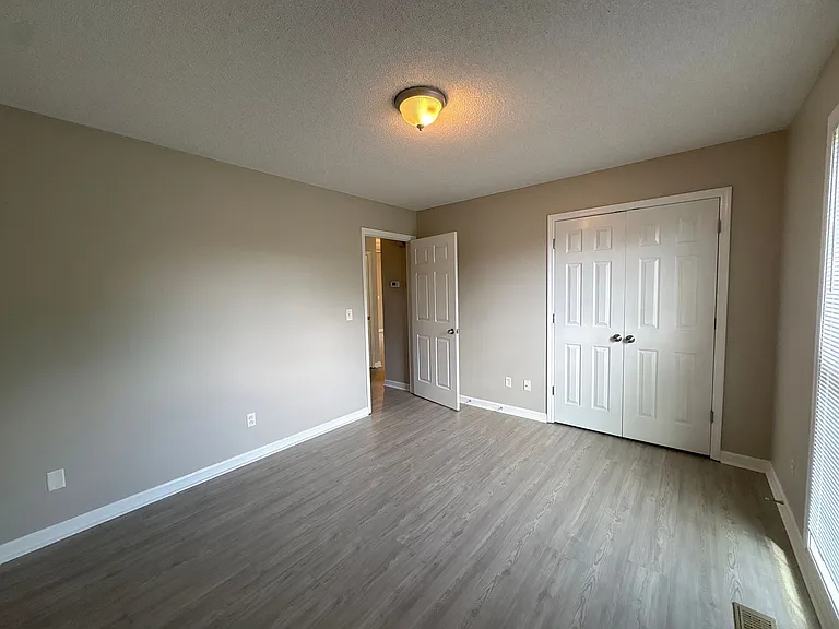 718 Doak Rd — Photo 24