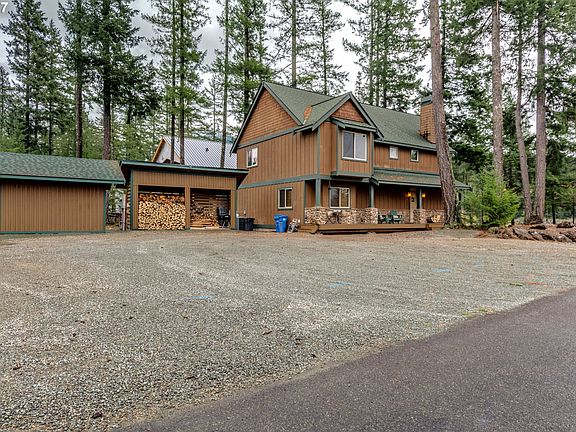 2nd image of 102 Hemlock Ln
