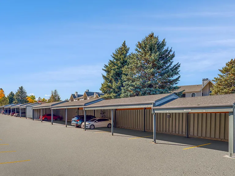 Arapahoe Club — Photo 21