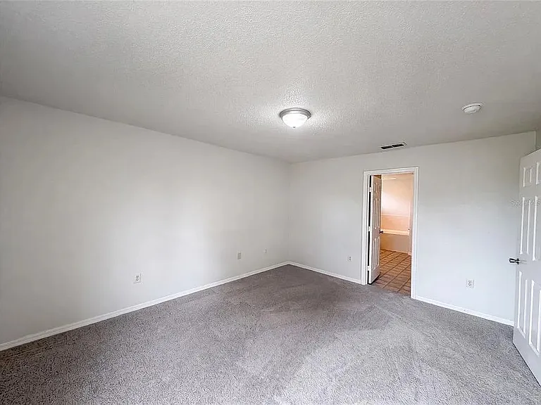 1037 Highland Crest Cir — Photo 14