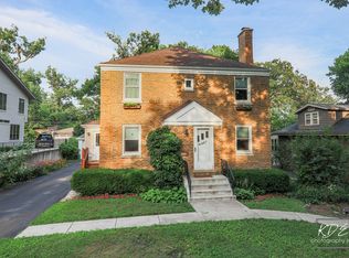 4927 Wallbank Ave, Downers Grove, IL 60515