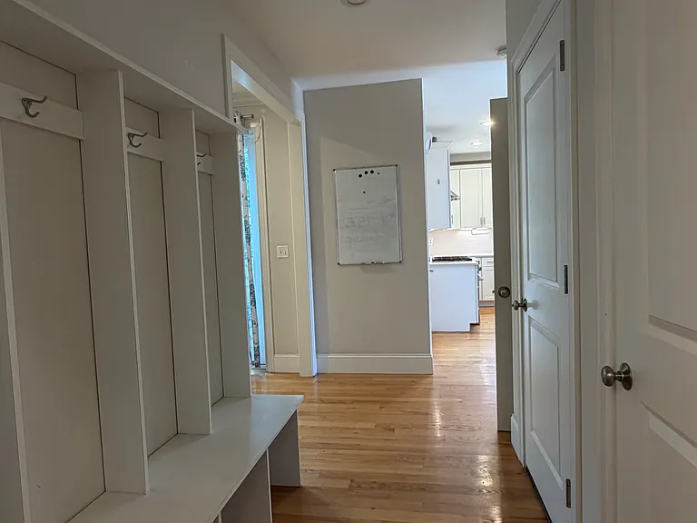 896 Chestnut St #2 — Photo 20