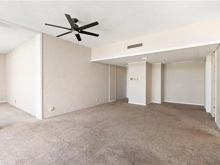 4600 Ocean Dr #906 — Photo 7