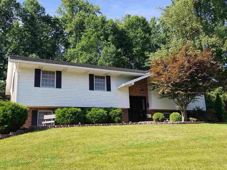 1st image of 1115 Carlisle Dr