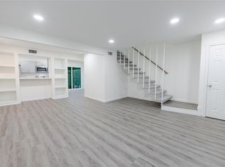 6111 Beverly Hill St #32, Houston, TX 77057