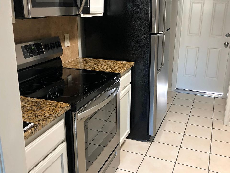 1st image of 1204 Clearwater Dr
