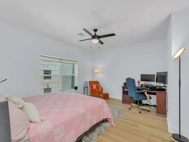 2500 Longview St #323 — Photo 15