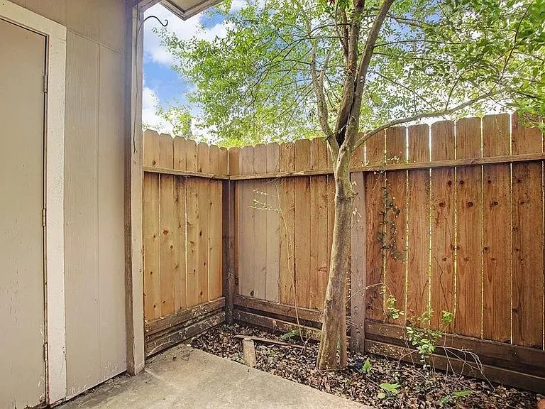 7950 N Stadium Dr #215 — Photo 10