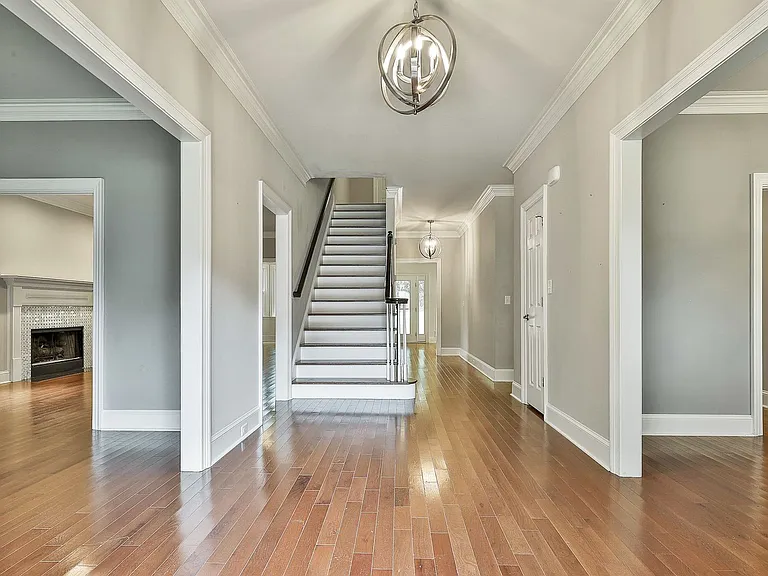 270 S Shore Dr — Photo 45