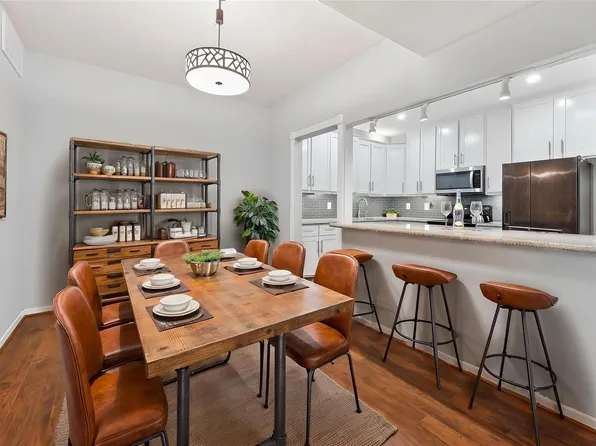 2100 Tanglewilde St APT 740, Houston, TX 77063
