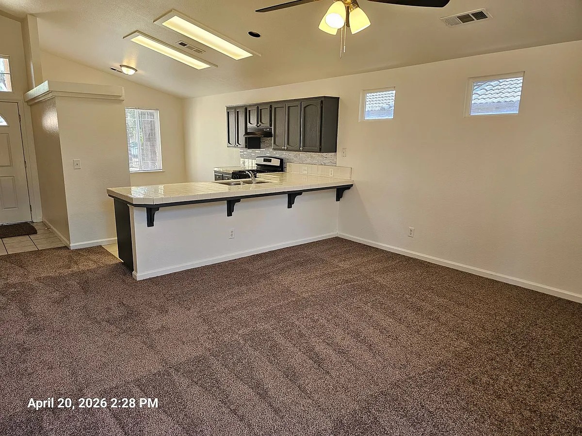 Building Photo - 3822 E Four Creeks Ct