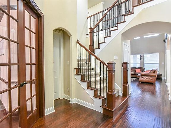 4th image of 2779 Bridgewater Dr