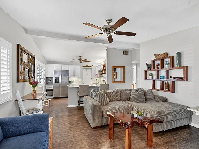 318 Glen Arbor Ter — Photo 14