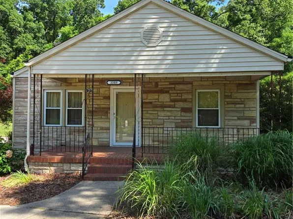 3509 McKnight Mill Rd, Greensboro, NC 27405