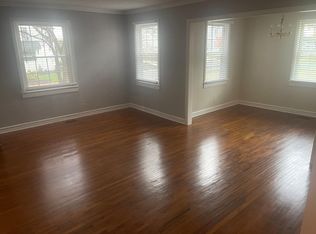 545 Melbourne Ct, Charlotte, NC 28209