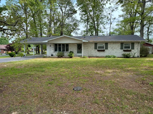 111 Butler Dr, Russell Springs, KY 42642