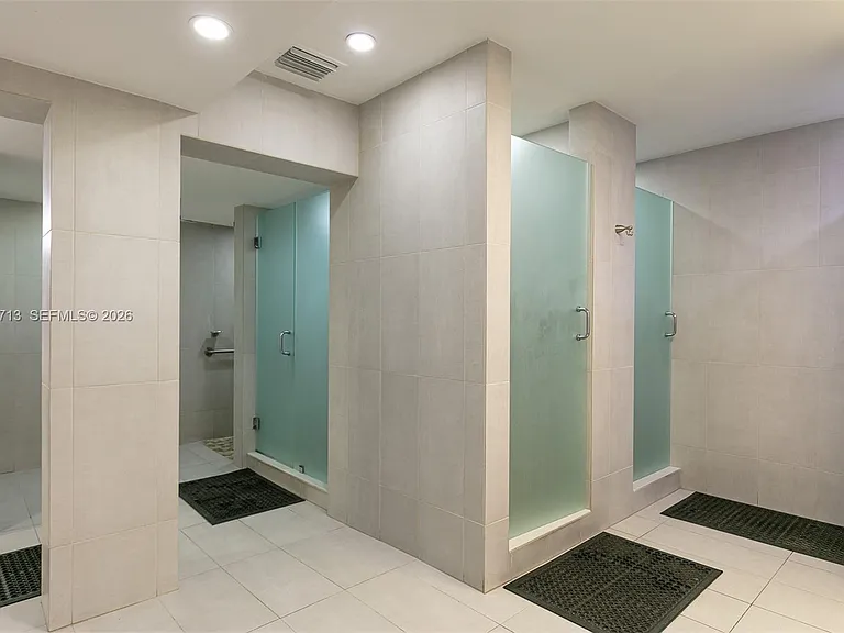 2401 S Ocean Dr #Penthouse A4 — Photo 52
