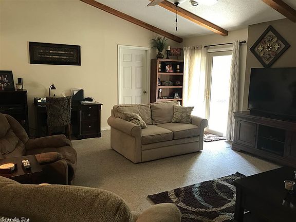 4th image of 182 Dawn Dr