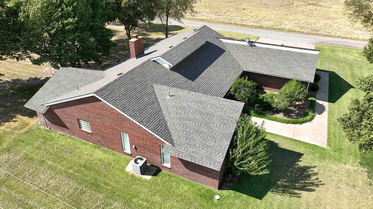 4 bed, 2657 sqft, $2,400 — Photo 4