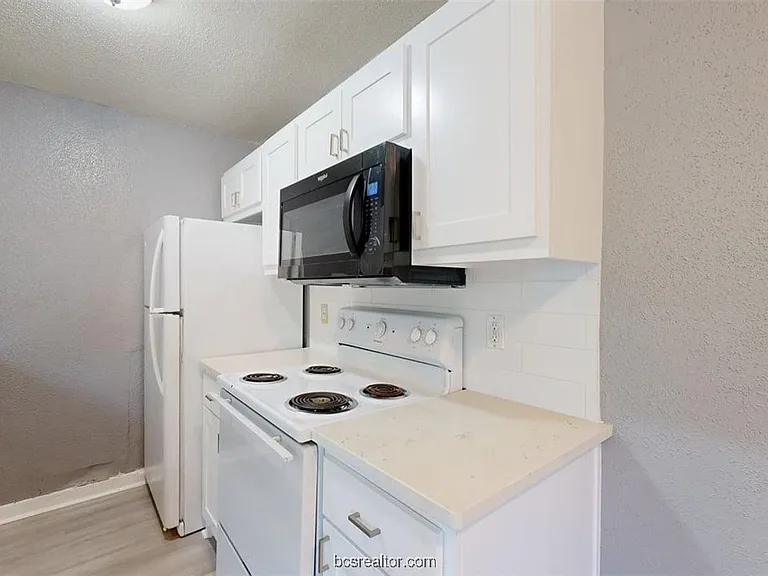 1524 Pine Ridge Dr #B — Photo 7