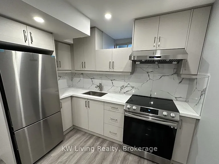 158 William Bartlett Dr #LOWER — Photo 2