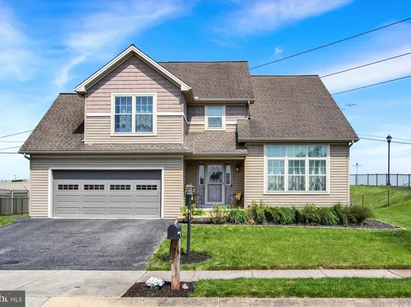 305 Old Stone Way, York, PA 17406