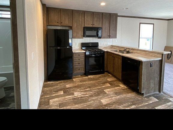 2nd image of 4945 Ford Ct #198