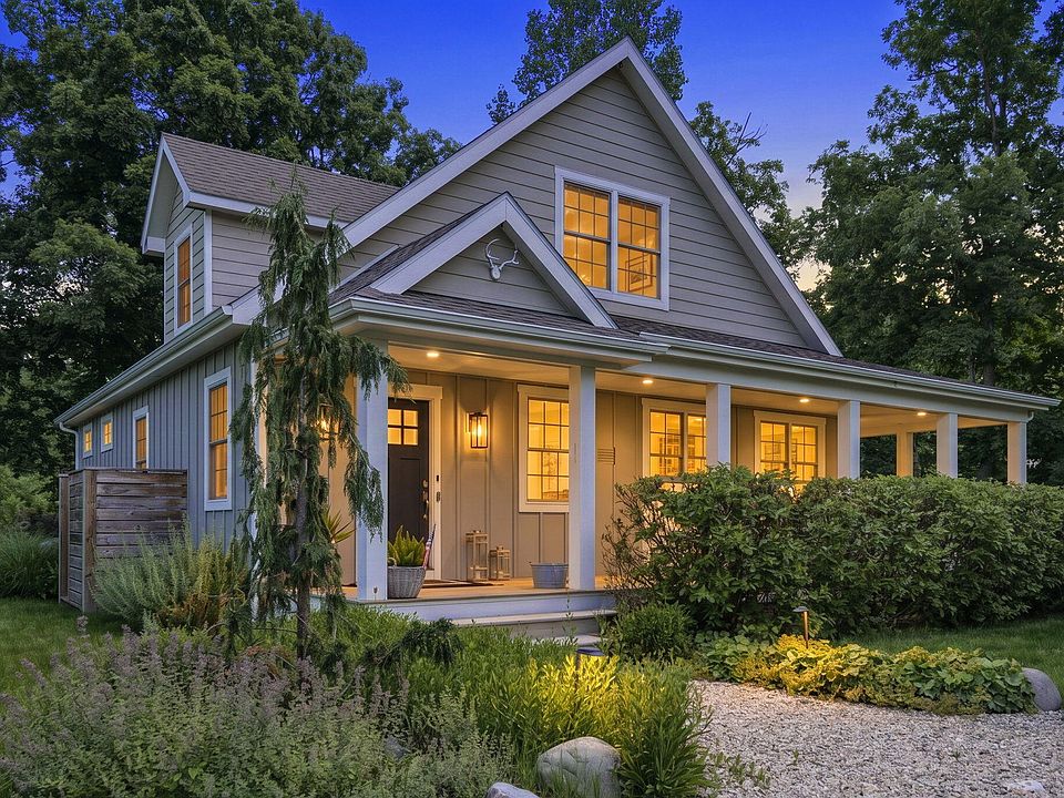 1st image of 5553 Hidden Pond Ln