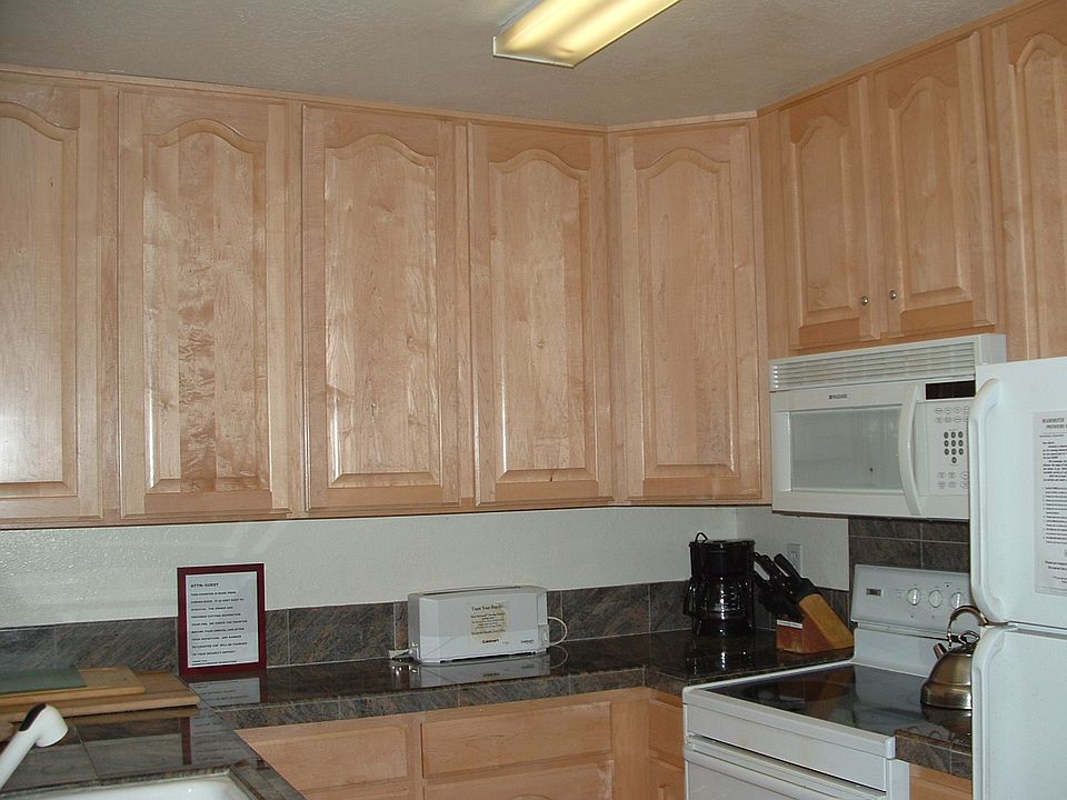 2nd image of 3253 Meridian Blvd #103