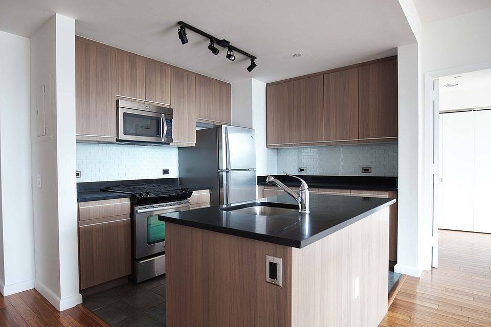 1st image of 66 Rockwell Pl APT 10G