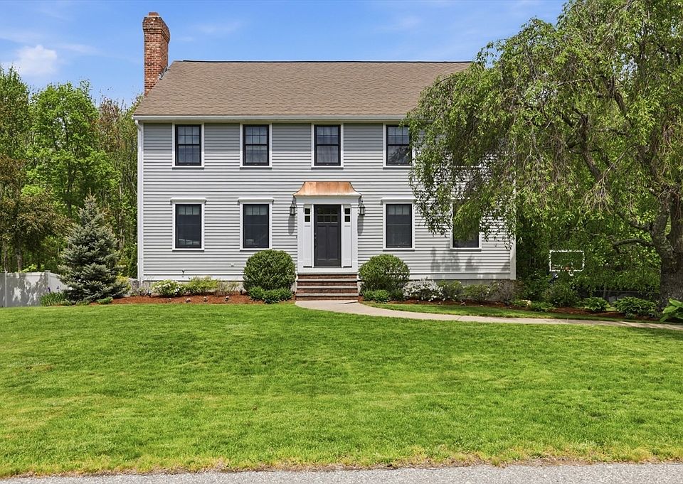 1st image of 40 Frances Dr