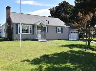 75 Cottage St, Cranston, RI 02910