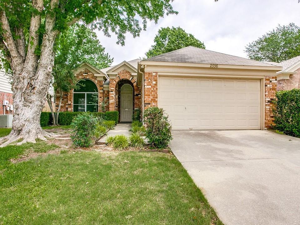 1st image of 2556 Forestwood Dr