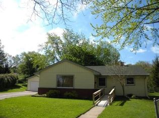 7 Jay Cir, Madison, WI 53704