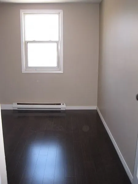 735 King Street East Cambridge — Photo 4