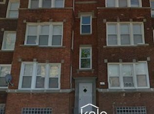 7057 S Saint Lawrence Ave APT 1, Chicago, IL 60637