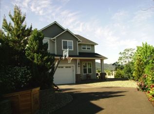 1326 NW Cedar Ridge Ct, Roseburg, OR 97471