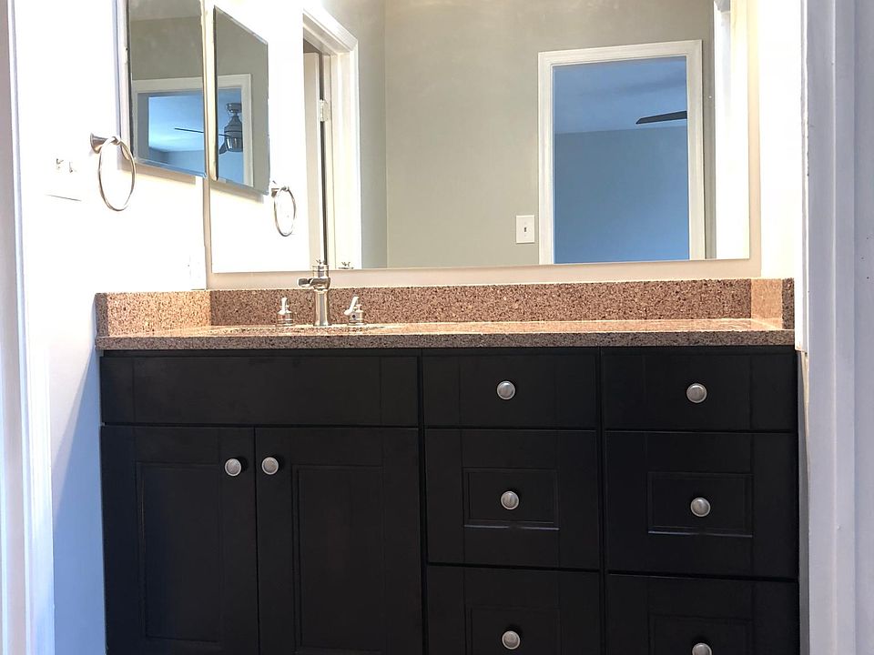 2nd image of 6406 Fleetside Ct