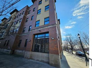 700 New St UNIT 304, Camden, NJ 08103