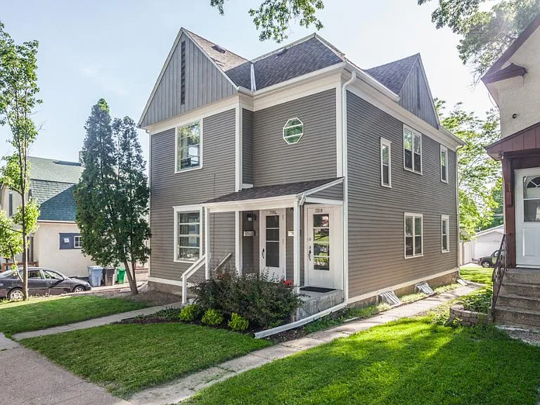 2510 Buchanan St NE — Photo 1