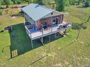 9700 Bulldog Ln, Fountain, FL 32438