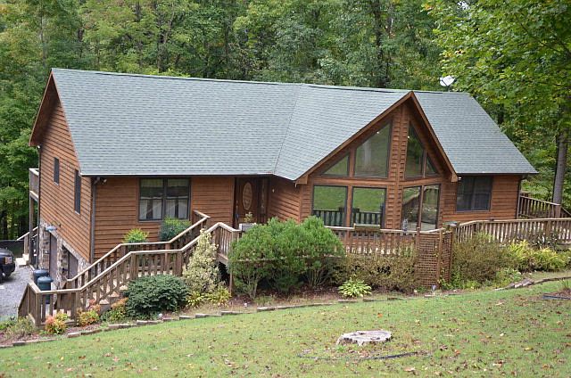 1st image of 9481 Loudon Dr