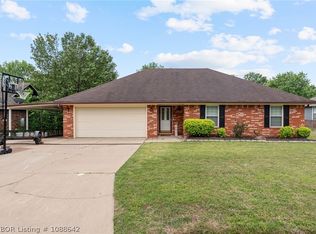 603 J St, Barling, AR 72923