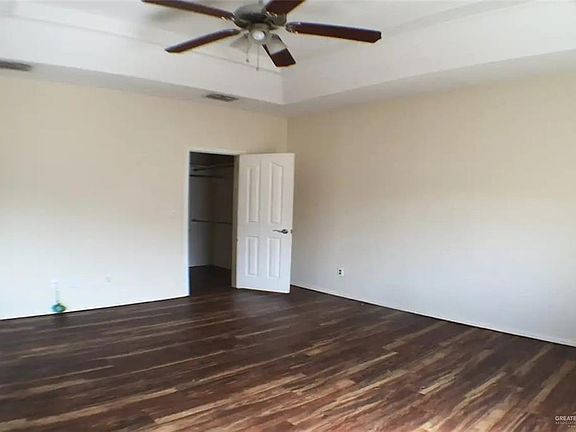 4th image of 4802 W Sycamore Ave