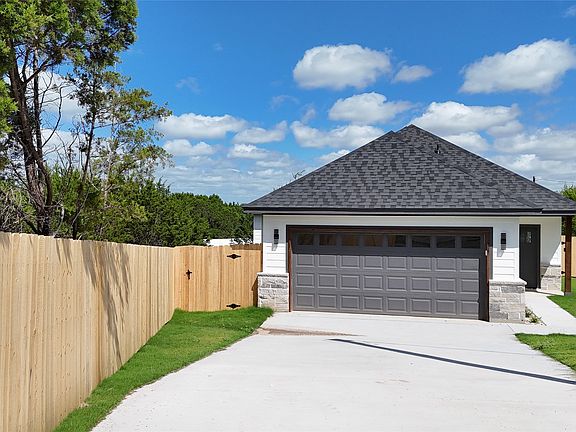 2nd image of 5708 Vanessa Ct
