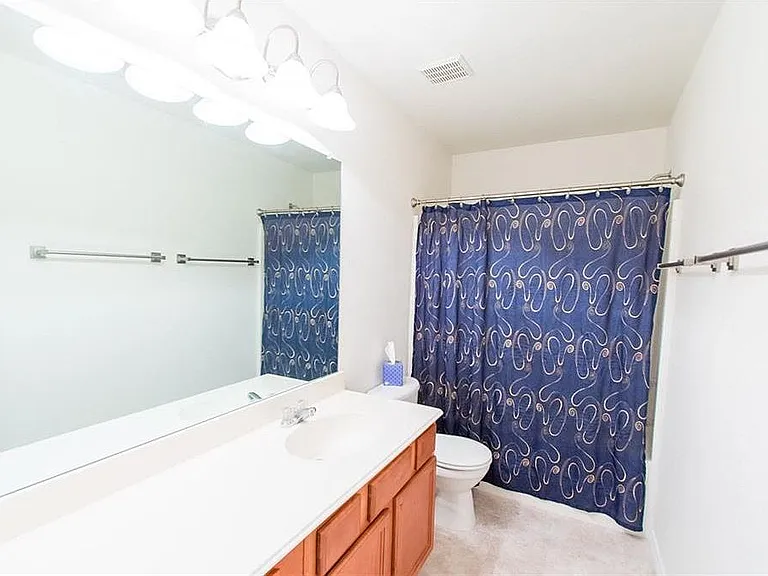 234 Silvercreek Dr — Photo 14