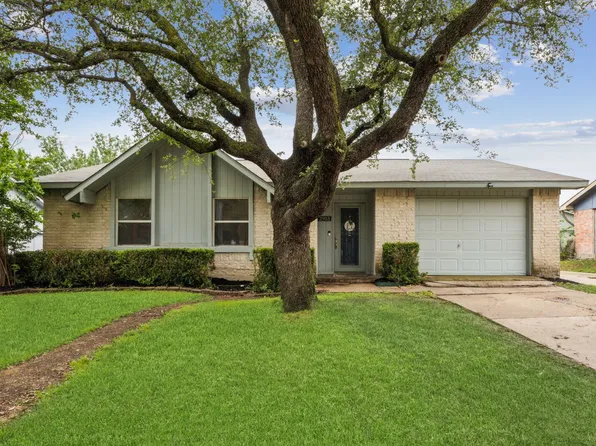 2915 Lockwood Dr, Carrollton, TX 75007