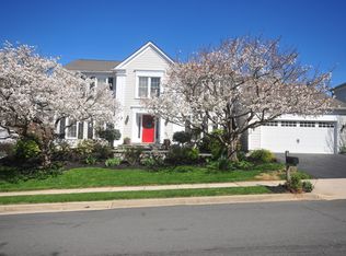 17 Lloydminster Ct, Gaithersburg, MD 20878