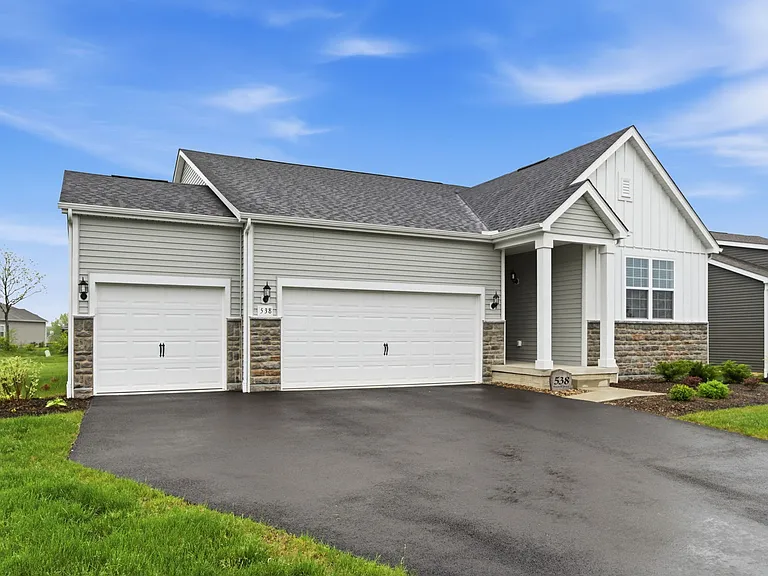 538 Penwell Dr — Photo 2
