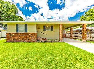 1015 Ridgefield Rd, Thibodaux, LA 70301